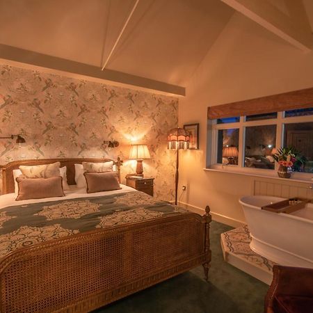 Albero Bedrooms เบดฟอร์ด ภายนอก รูปภาพ