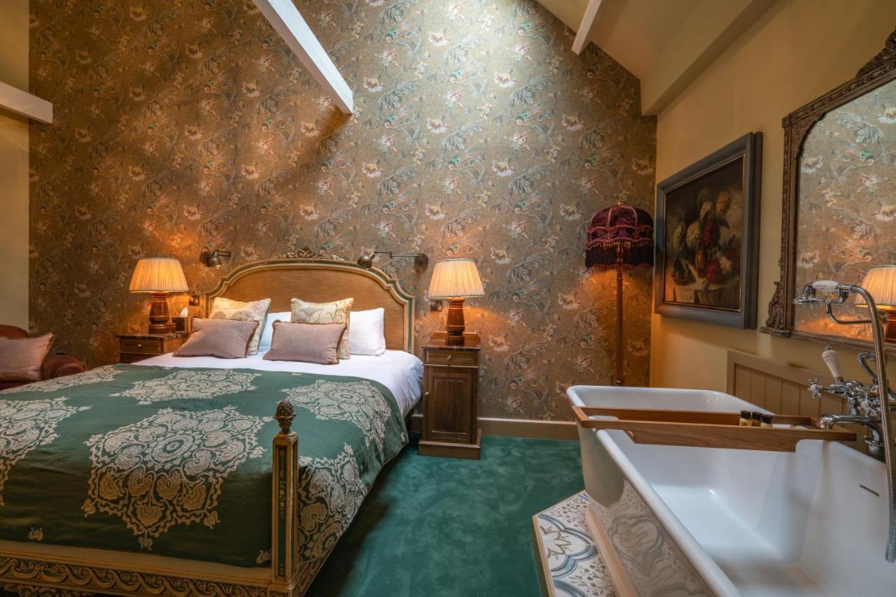 Albero Bedrooms เบดฟอร์ด ภายนอก รูปภาพ