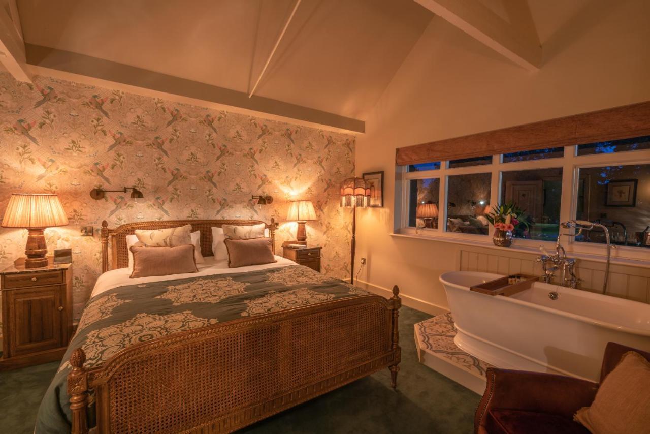 Albero Bedrooms เบดฟอร์ด ภายนอก รูปภาพ