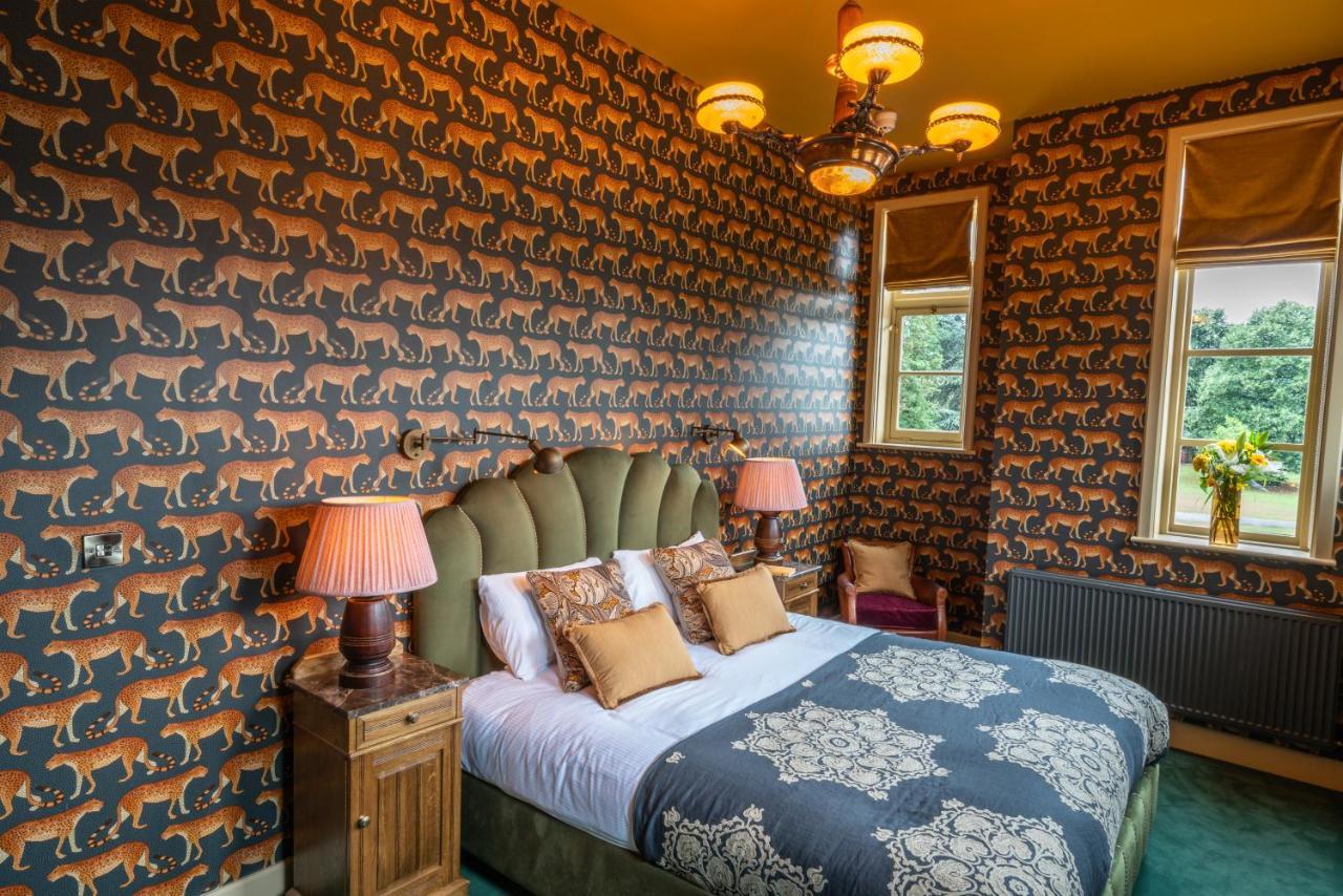 Albero Bedrooms เบดฟอร์ด ภายนอก รูปภาพ